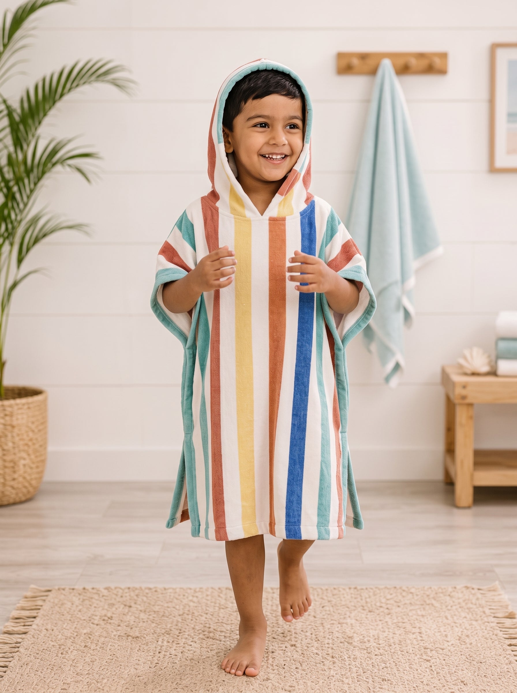 Floral Hibiscus Beach & Surf Hooded Kids Poncho (2–3 Years)