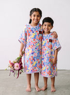 Kids Beach & Surf Hooded Poncho – Floral Biscus