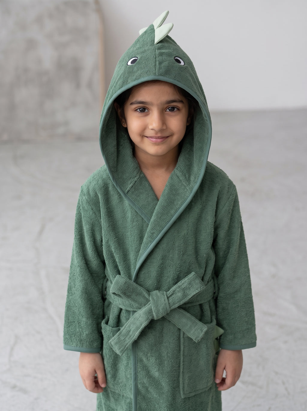 Kids Bathrobe – Soft & Cozy Hooded Bathrobe for Boys & Girls | Ages 4-8 Years