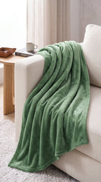 Soft and Cozy Green Fleece Throw Blanket for Ultimate Comfort