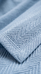 Zig-Zag Chevron Cotton Blanket – All-Season Bedding for Double Bed (210x240 cm)