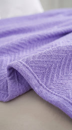 Zig-Zag Chevron Cotton Blanket – All-Season Bedding for Double Bed (210x240 cm)