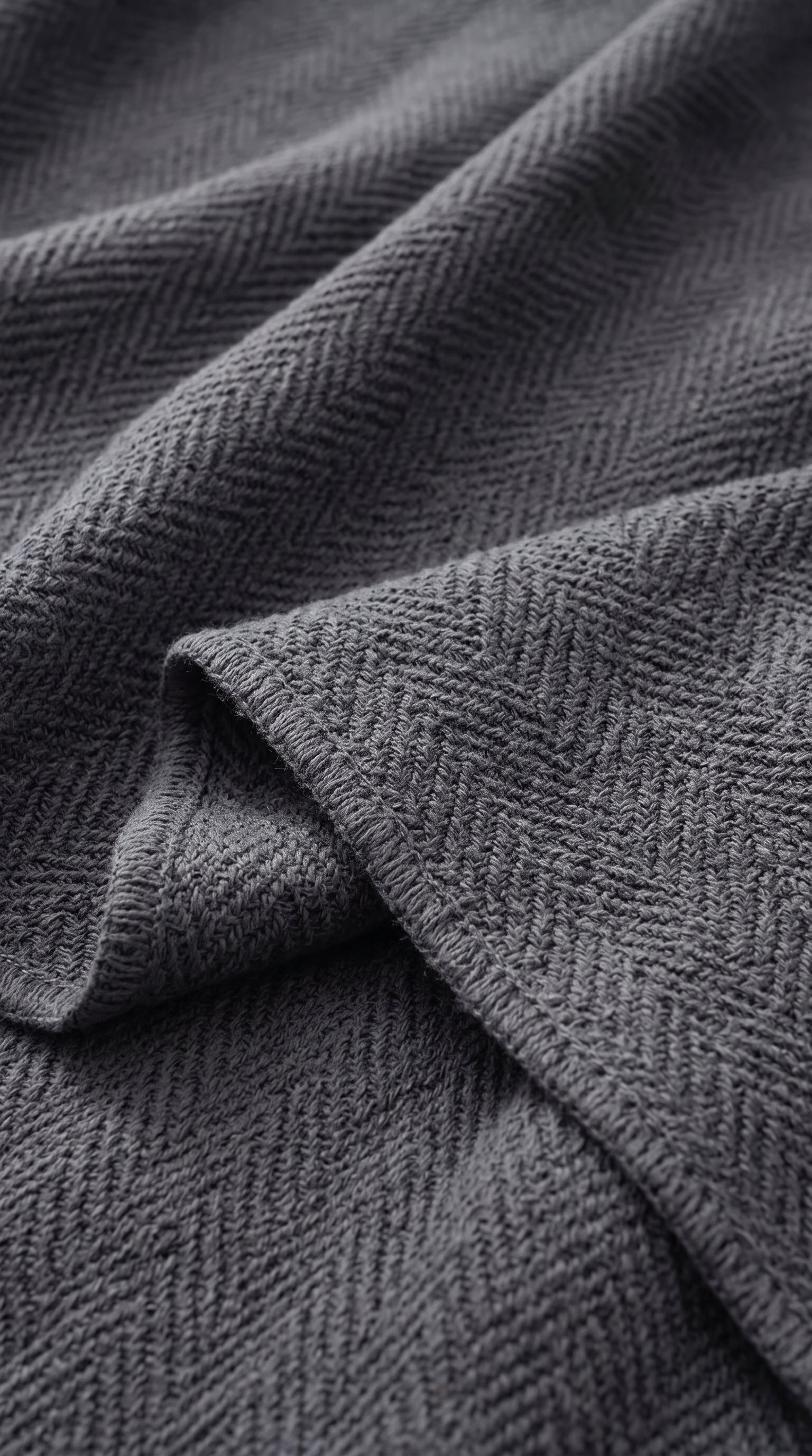 Zig-Zag Chevron Cotton Blanket – All-Season Bedding for Double Bed (210x240 cm)