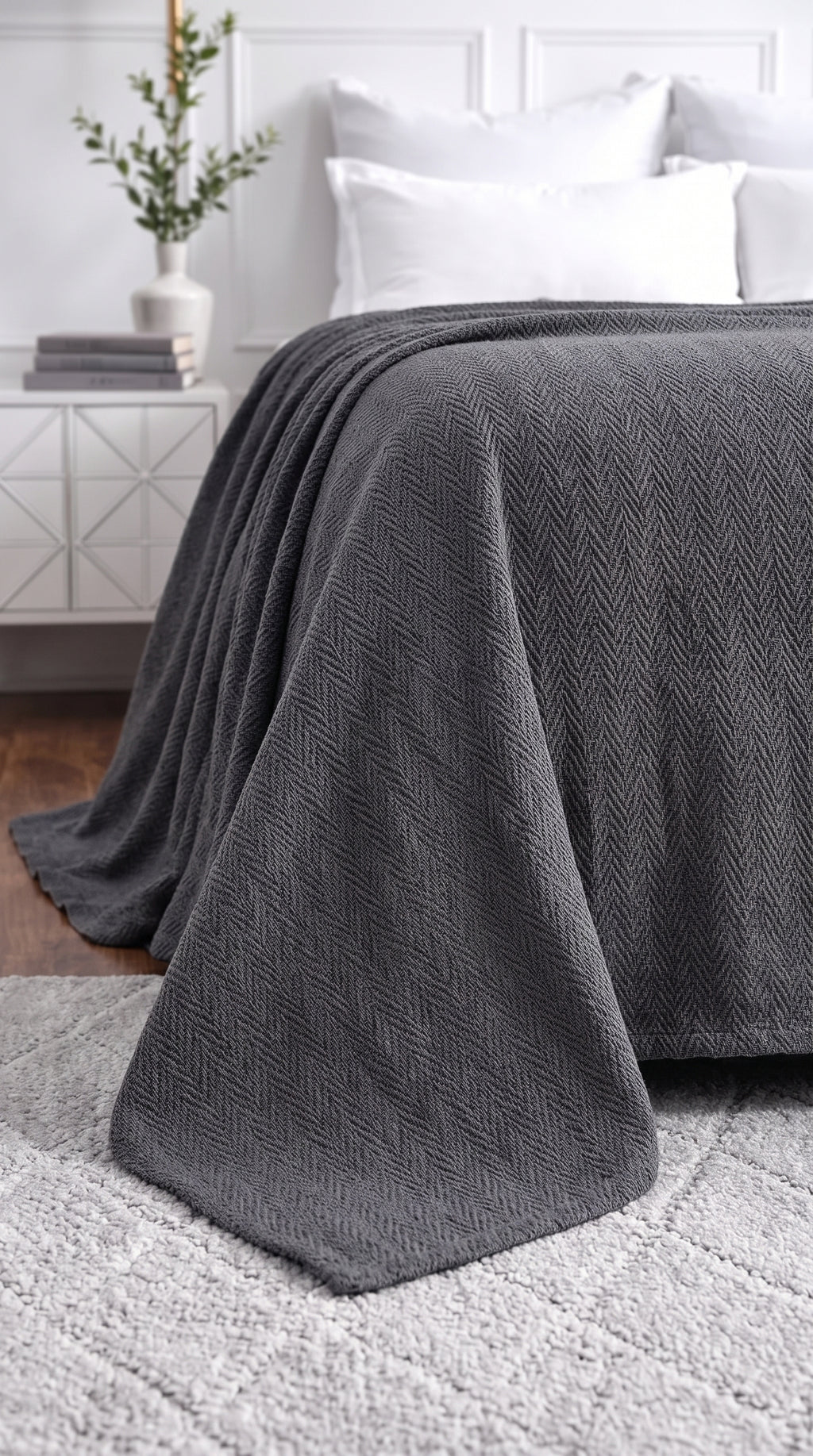 Zig-Zag Chevron Cotton Blanket – All-Season Bedding for Double Bed (210x240 cm)